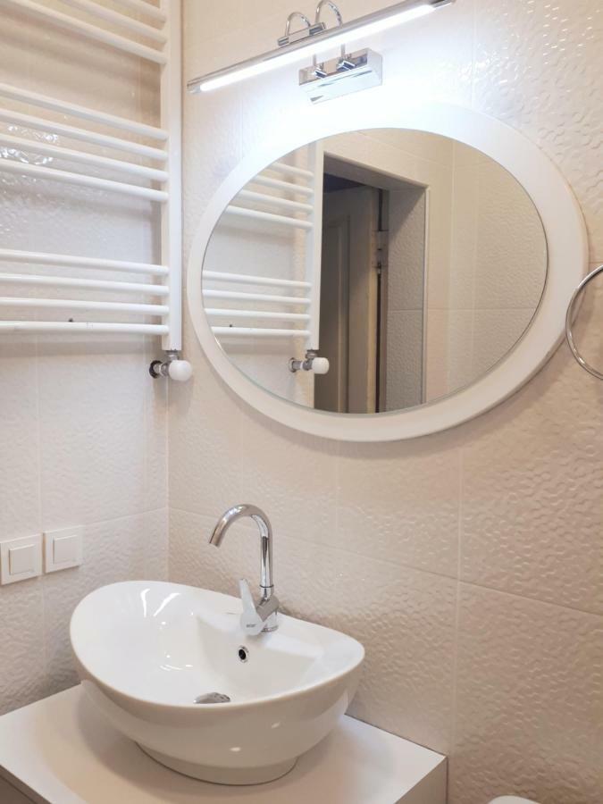 Karin House Apartment Tbilisi ภายนอก รูปภาพ